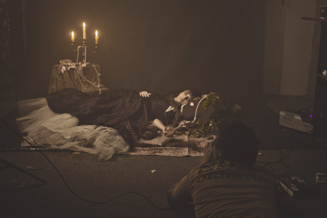 Backstage z fotografii studyjnej fot. Katarzyna Niwińska