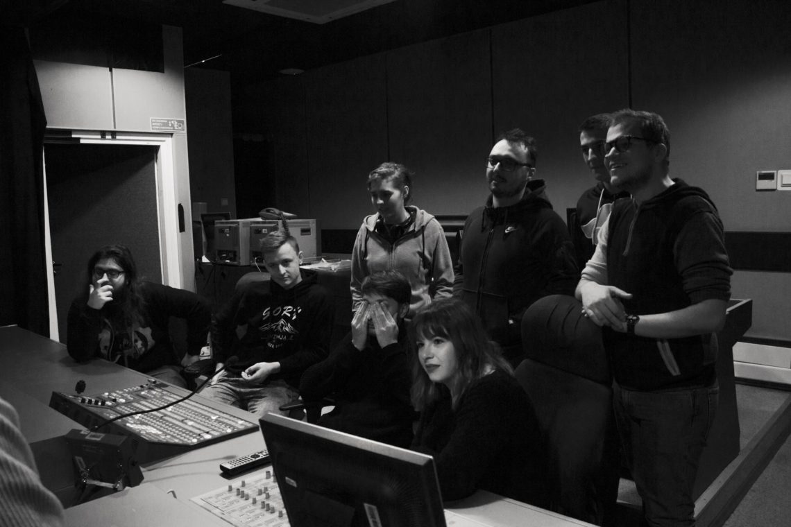 Backstage zajęć z produkcji filmowej w TVN