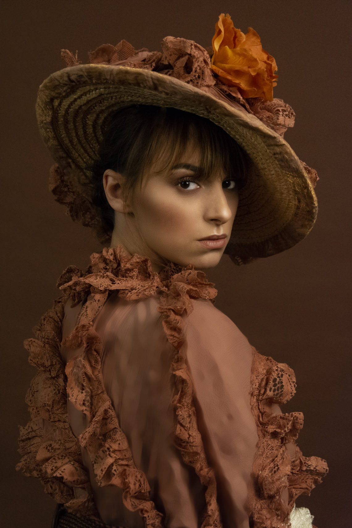 autorką zdjęć jest Aleksandra Głód, pozowała Daniela Ziemian